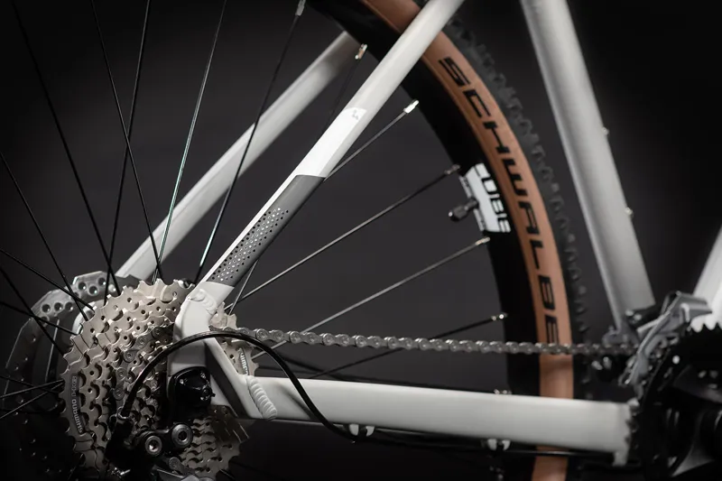 Cube Access Pro Womens Mountain Bike 2021 in White-2