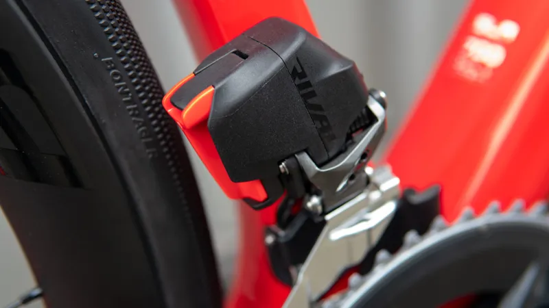 Trek Domane SLR 6 eTap Gen 3 Carbon Road Bike 2022 in Viper Red-10