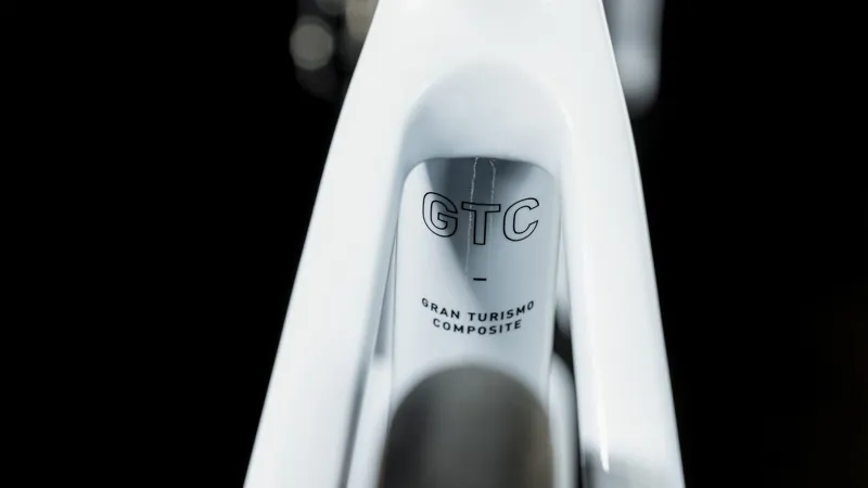 Cube Attain GTC Race Road Bike 2024 in Flash white Black-4