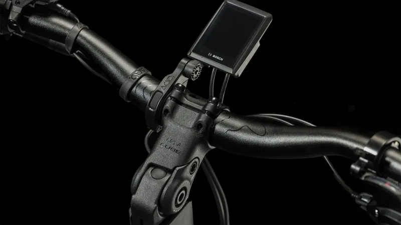 Cube Kathmandu Trapeze Hybrid SLT 750 Electric Bike 2024 in Black/Metal-2