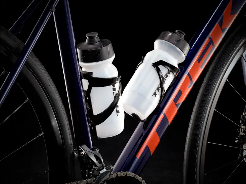 Trek Domane AL 2 Disc Sportive Road Bike 2021 in Purple Abyss-6