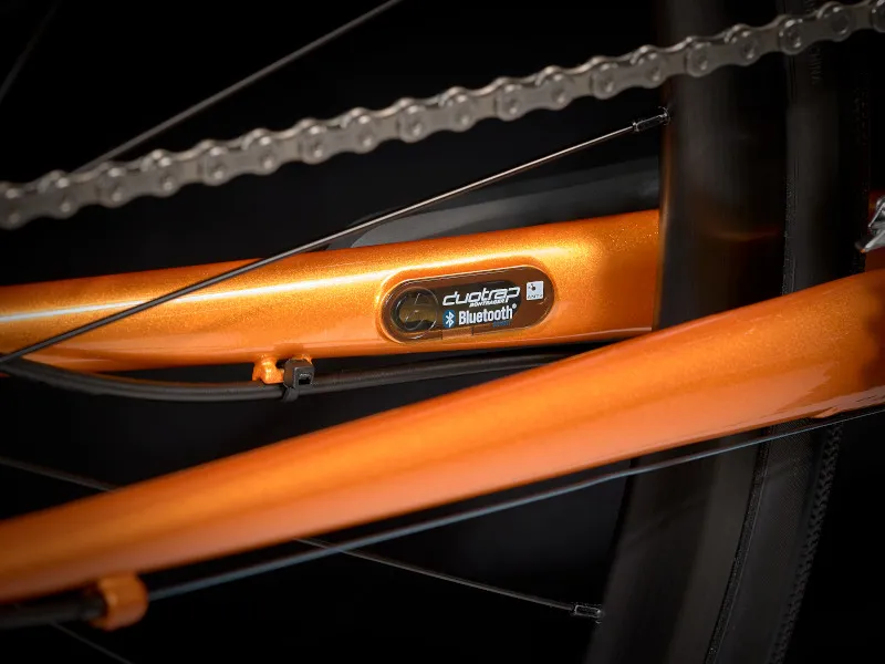 Trek Domane AL 5 Disc Sportive Road Bike in Orange-9