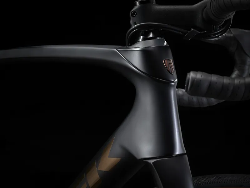 Trek Domane SL 5 Gen 3 Disc Carbon Road Bike 2023 in Black-4