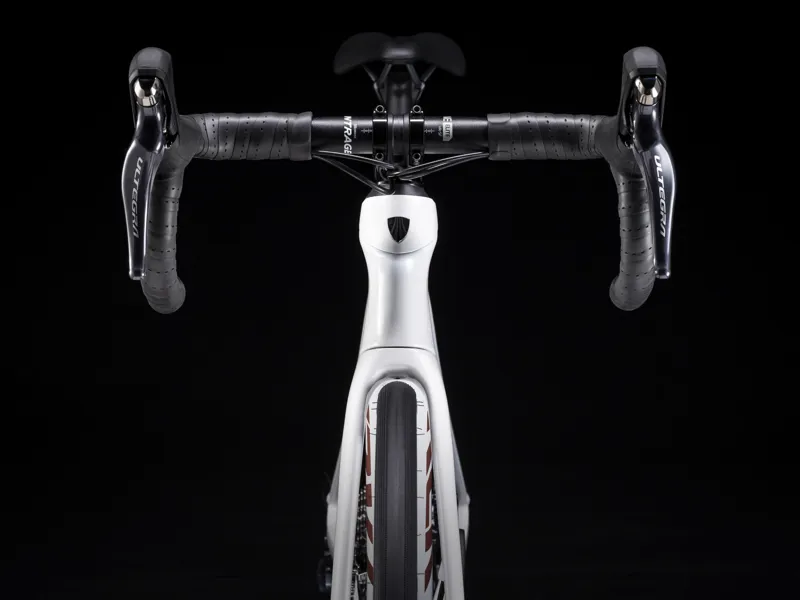 Trek Domane SL 6 Disc Carbon Road Bike 2020 in White-8