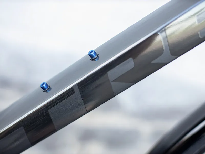 Trek Dual Sport 3 Equipped Hybrid Bike 2021 in Lithium Grey-12