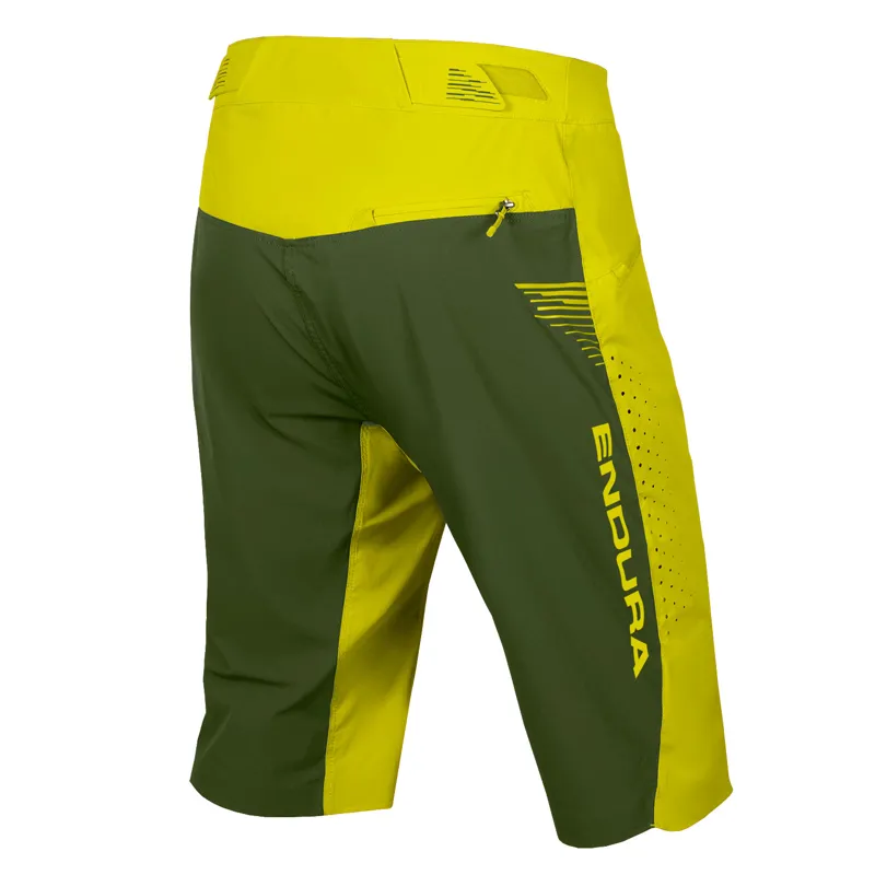 Endura SingleTrack Lite Shorts in Green-1