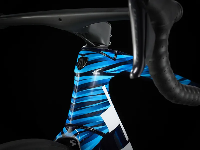 Trek Emonda SLR 7 Carbon Road Bike 2023 in Blue-3