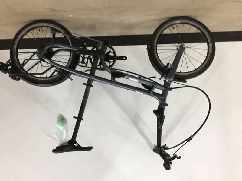 EX-DISPLAY Tern BYB P8 Folding Bike 20 inch Wheels 8 Speed 2022 in Blue-2