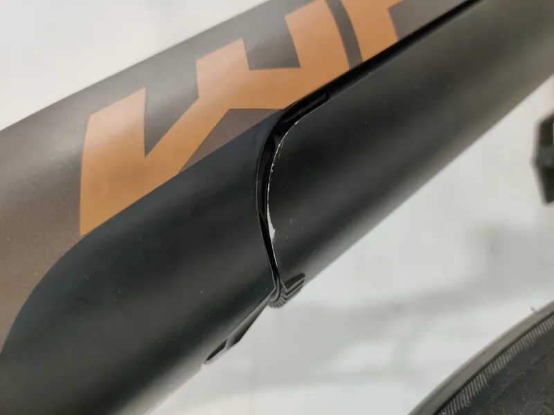 Ex Demo Whyte Hoxton Medium V1 Matt Bronze Copper/Grey-6