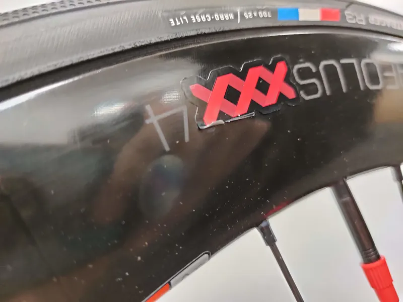 Ex Display Trek Madone SLR Disc Di2 Carbon Road Race Bike 2020 in Black 60cm-2