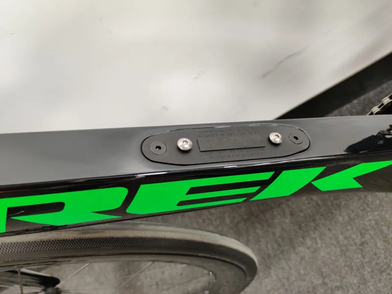 Ex Display Trek Madone SLR Disc Di2 Carbon Road Race Bike 2020 in Black 60cm-5