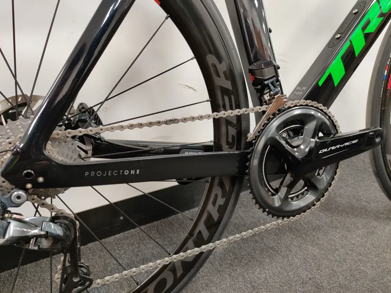 Ex Display Trek Madone SLR Disc Di2 Carbon Road Race Bike 2020 in Black 60cm-6