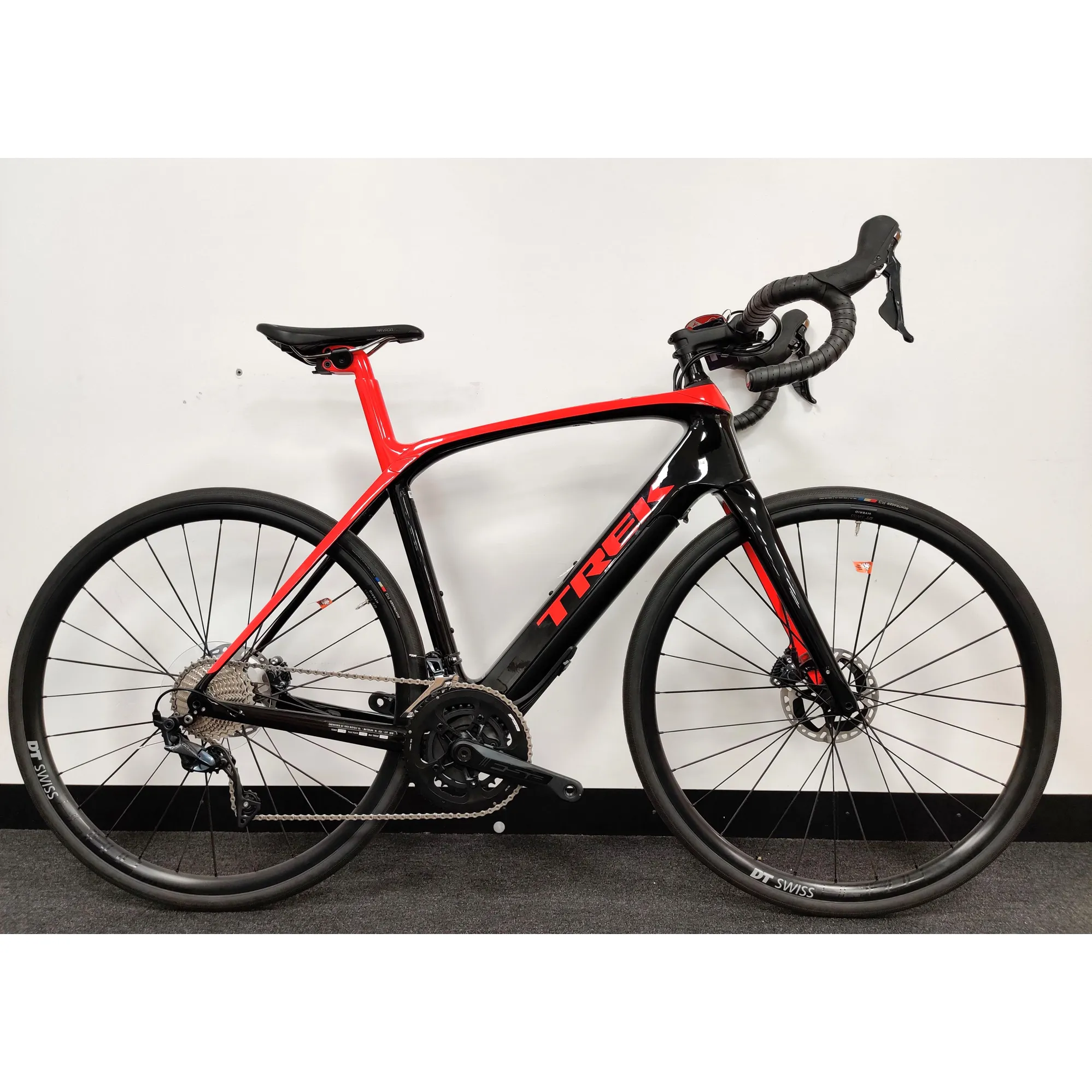 Ex Display Trek Domane LT 56 cm Electric Road Bike 2021 in Red
