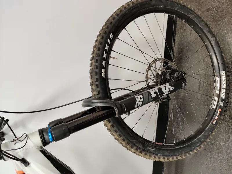 Ex Demo Orange Phase Pro Large Electric Full Suspension Mountain Bike 2021 in White-5