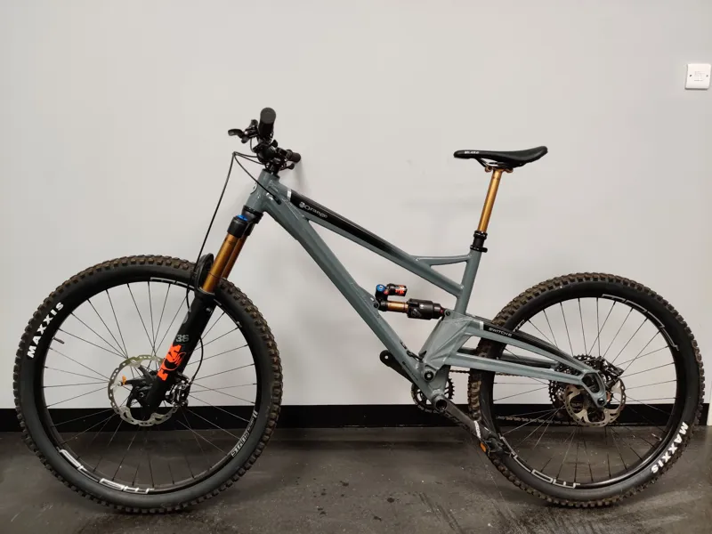 Ex Demo Orange Switch 6 Factory Large Full Suspension Mountain Bike 2021 in Grey-7