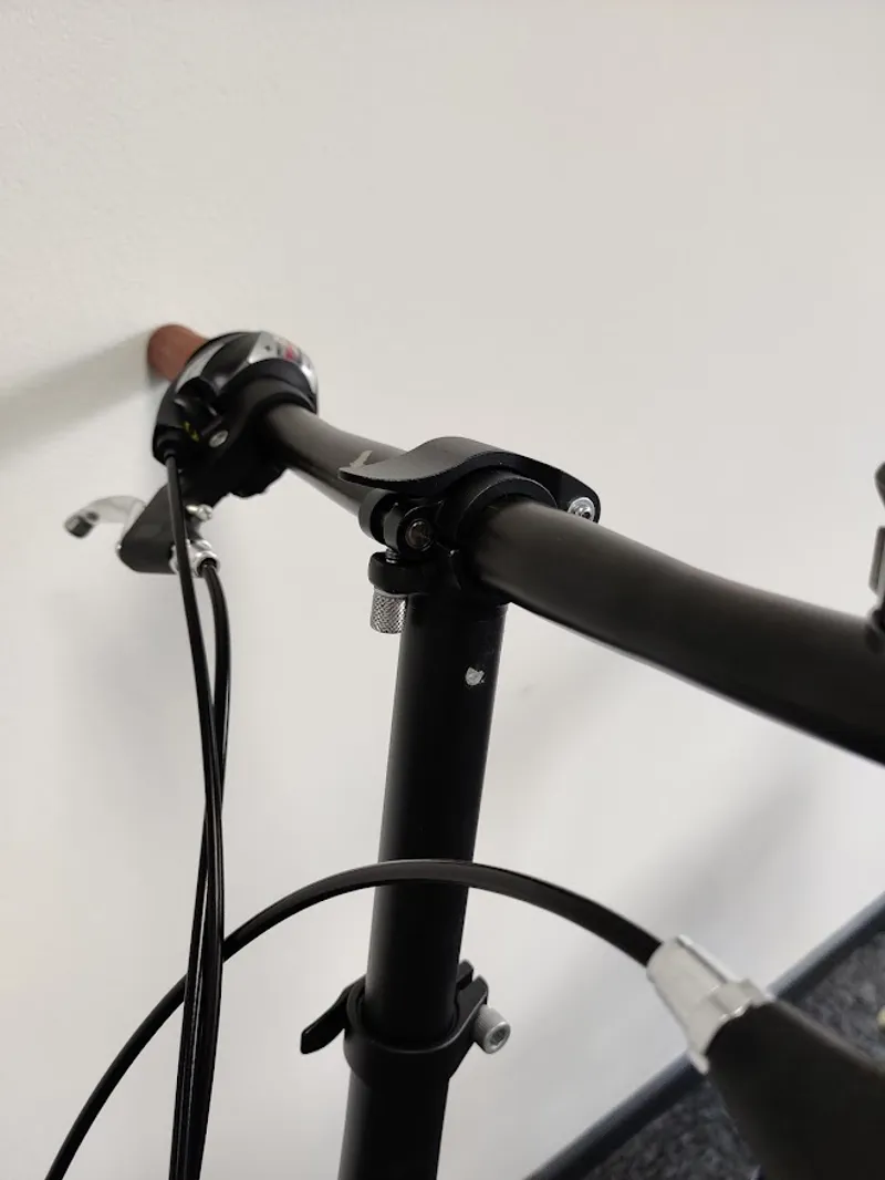 EX-Display Raleigh Stowaway 20 inch Folder Blue -4