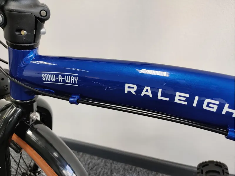 EX-Display Raleigh Stowaway 20 inch Folder Blue -5