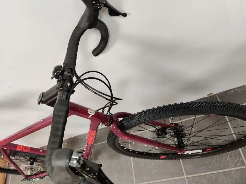 EX DISPLAY Genesis Croix de Fer 30 Unisex Gravel Road Bike Large 2022 in Plum -2