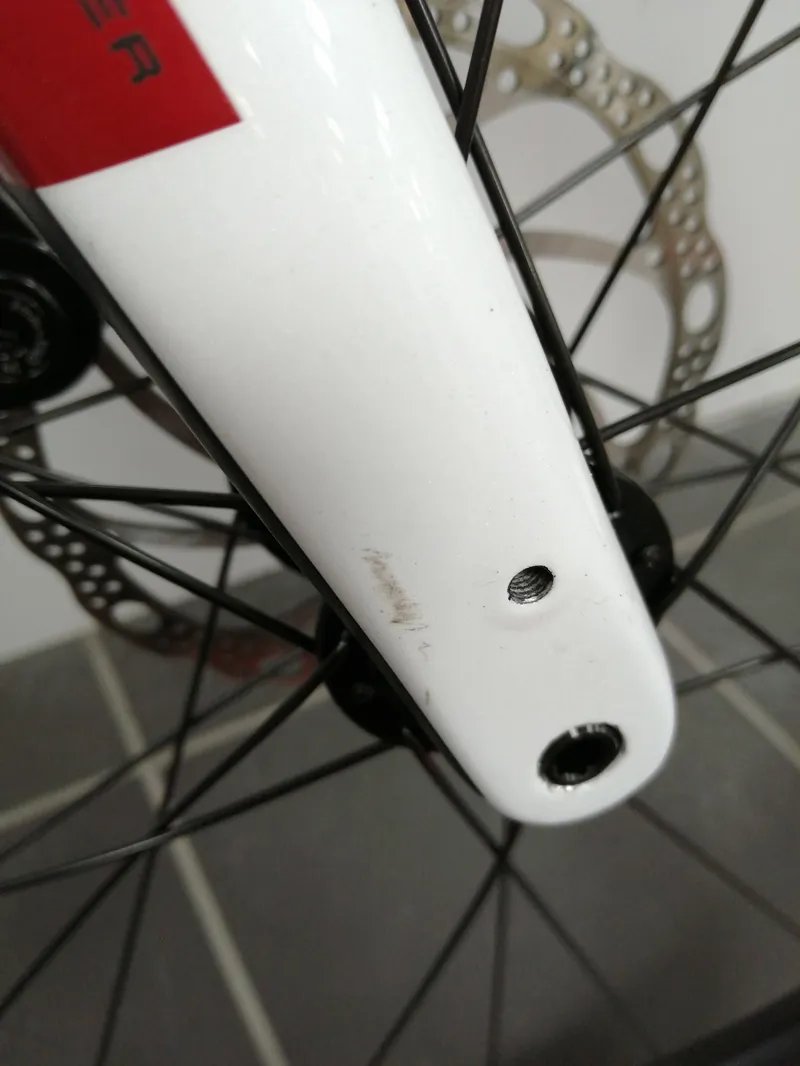 EX DISPLAY Trek Domane AL 3 Disc Sportive Road Bike 58cm 2022 in Crystal White and Red-2