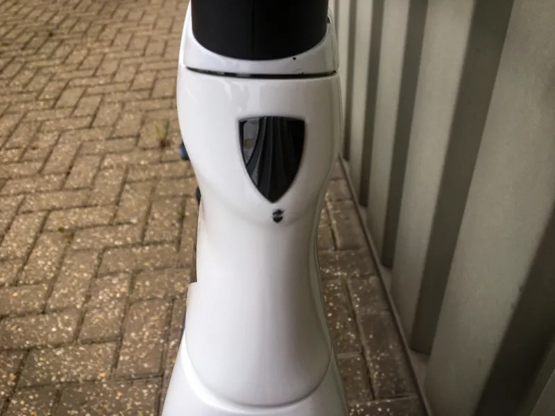 Ex-Display Trek Madone SL 6 Carbon Road Bike 52cm 2023 in White-1