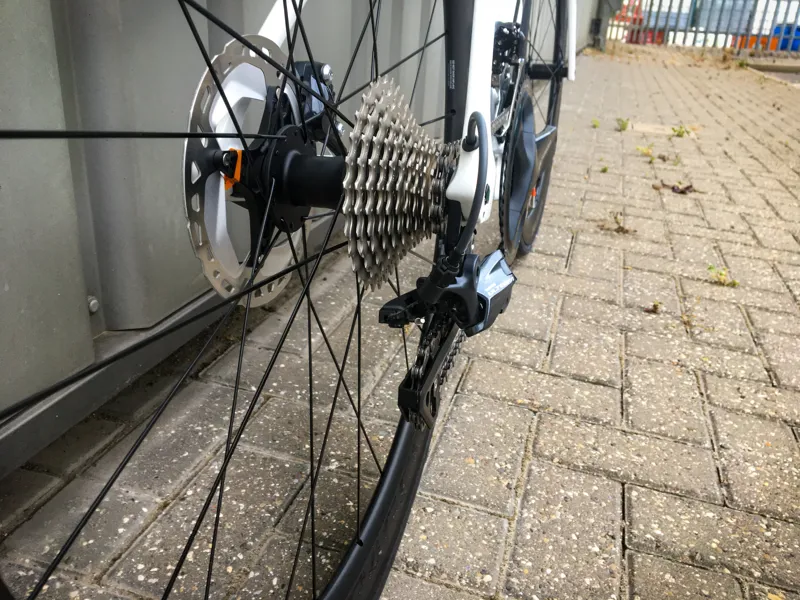 Ex-Display Trek Madone SL 6 Carbon Road Bike 52cm 2023 in White-4