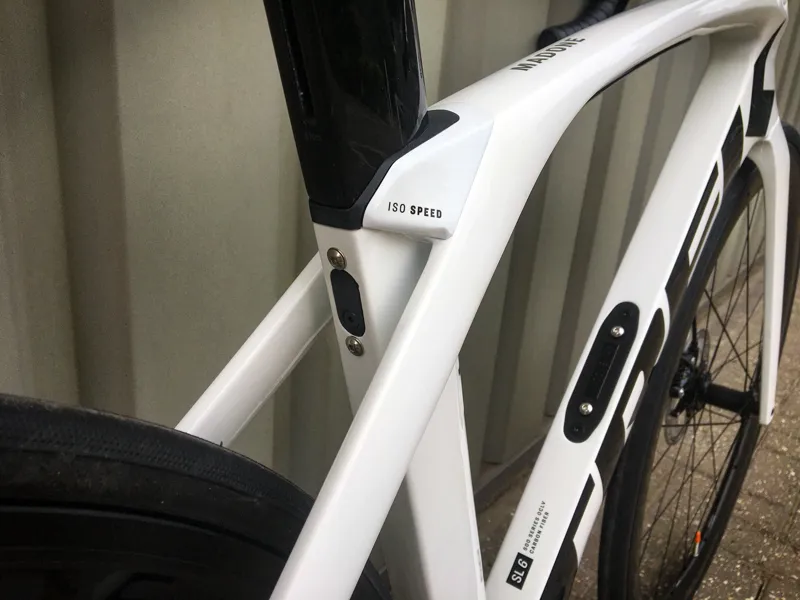 Ex-Display Trek Madone SL 6 Carbon Road Bike 52cm 2023 in White-5