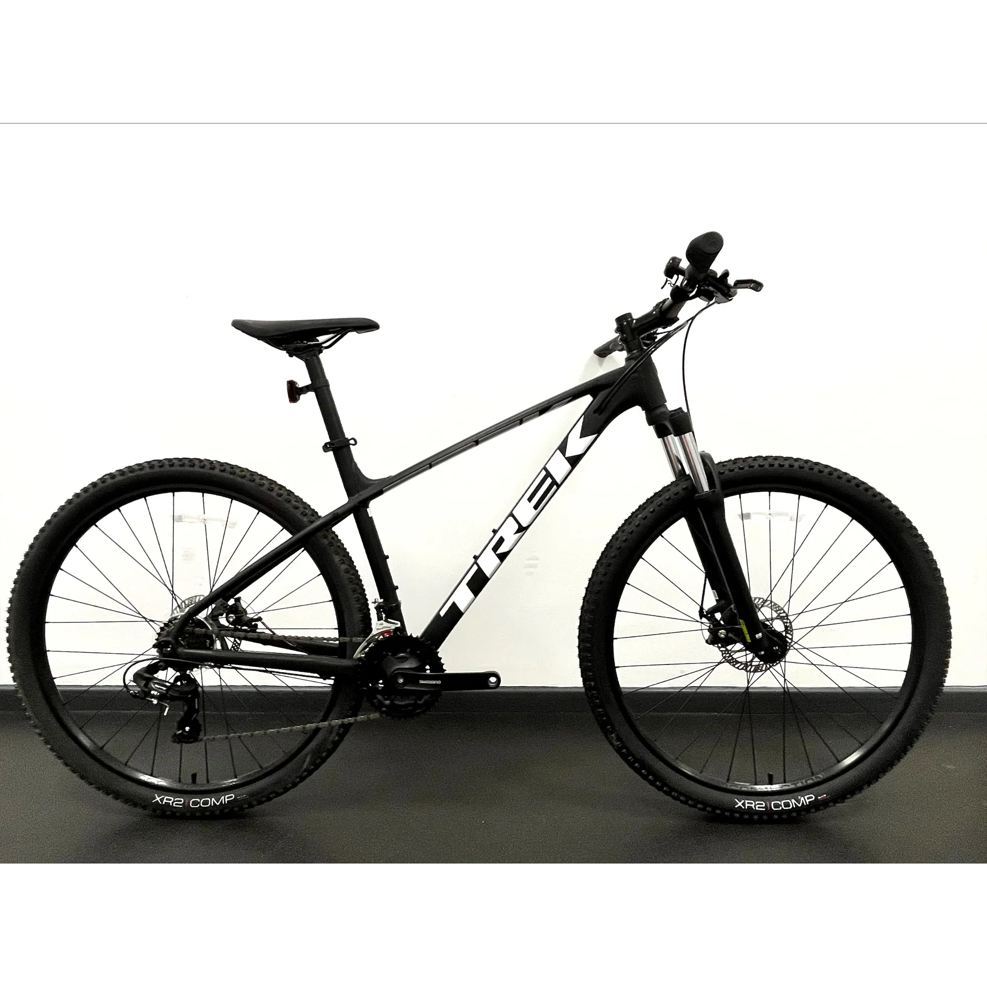 EX DISPLAY Trek Marlin Hardtail Mountain Bike Large 2023 in