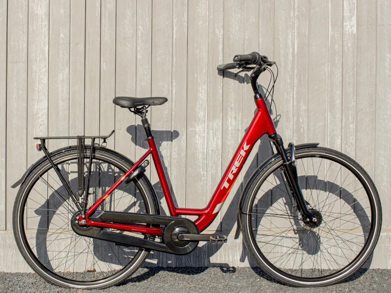 Trek L300 Lowstep Hybrid Bike 2020 in Red-7