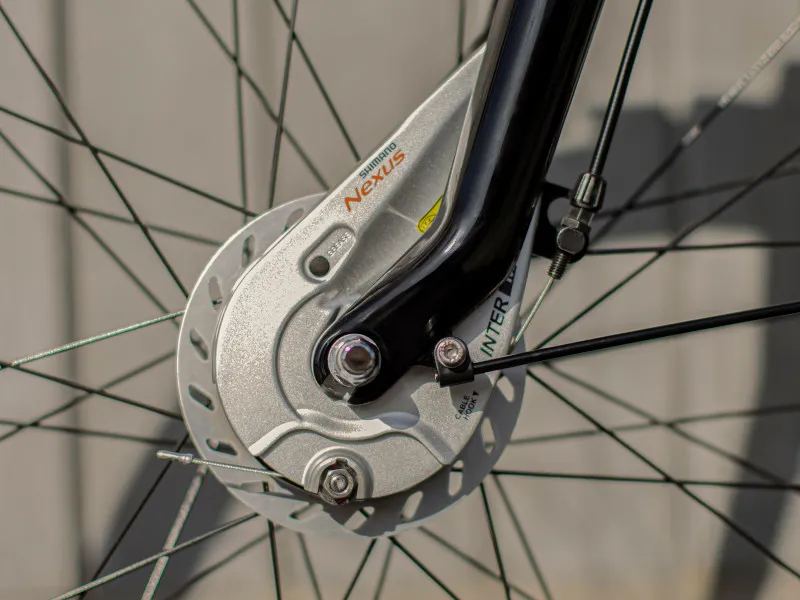 Trek L300 Hybrid Bike 2021 in Black-10