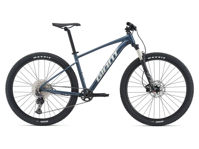 Giant Talon 0 27.5 Hardtail Mountain Bike 2021 in Blue