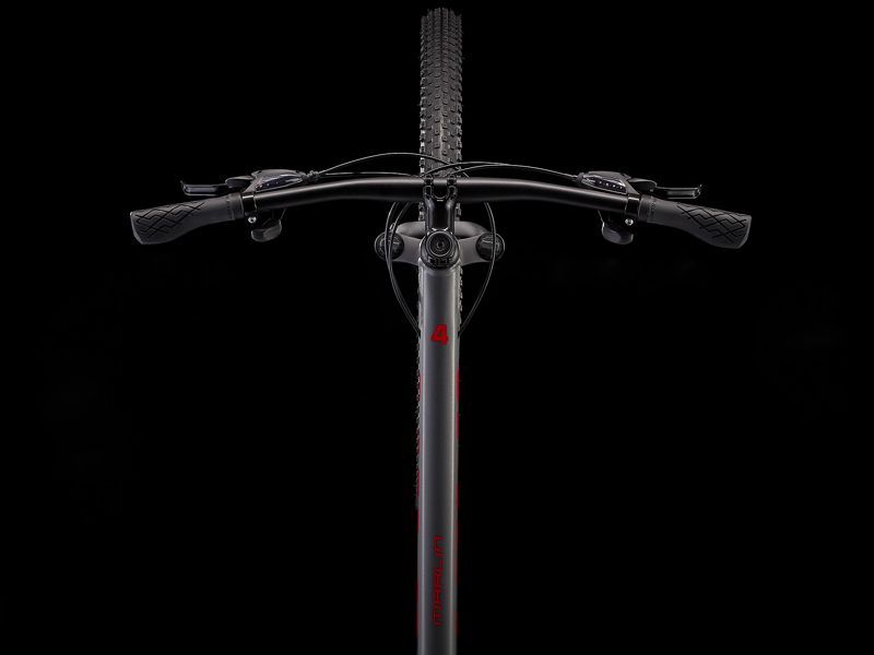 Trek Marlin 4 Hardtail Mountain Bike 2023 in Silver-6