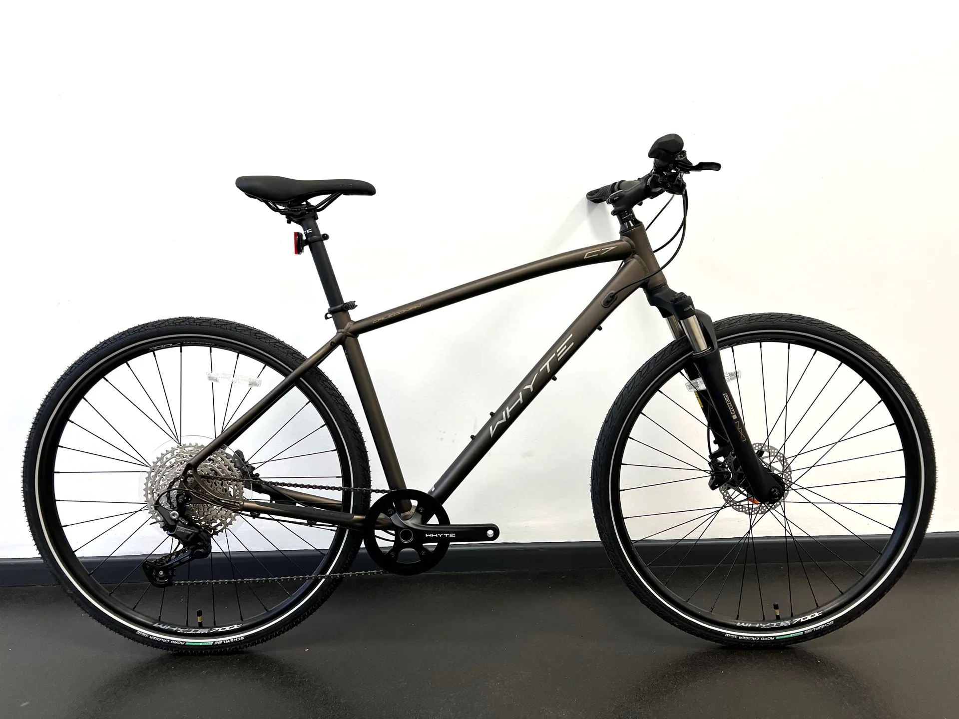 2023 EX-DISPLAY Whyte Caledonian V4 Hybrid Bike Large in Bronze