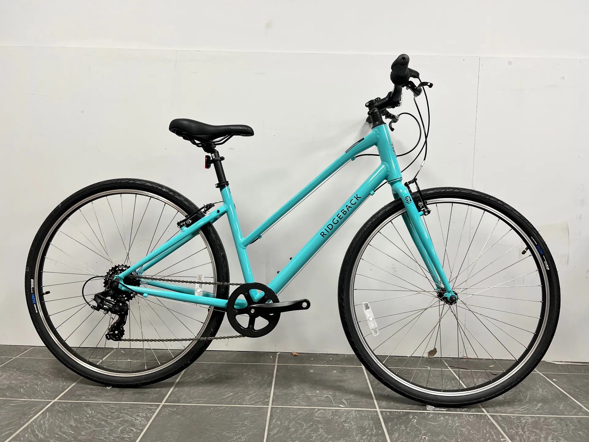 EX DISPLAY Ridgeback Comet Womens Hybrid Bike Medium 2022