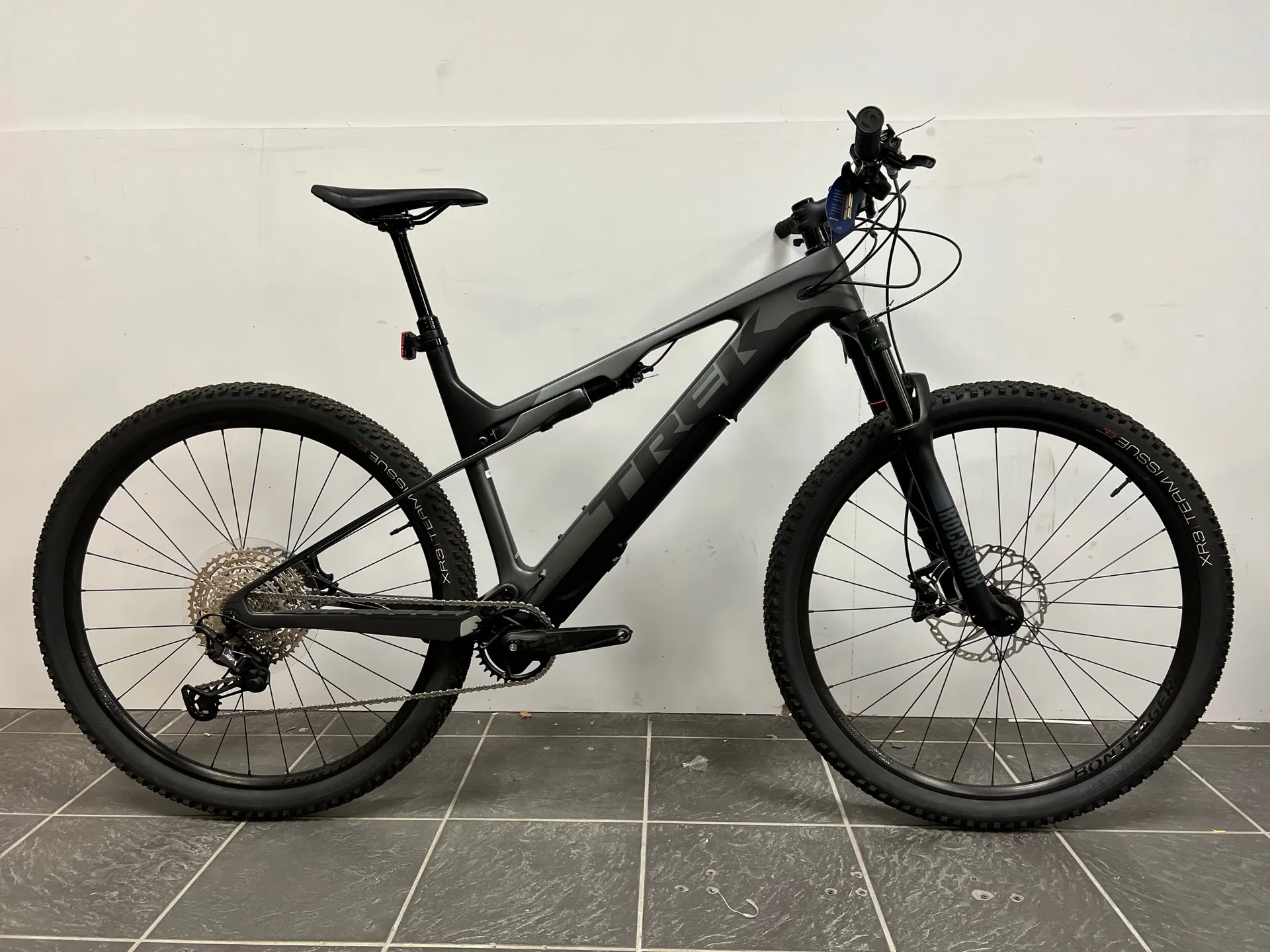 EX-Display Trek E-Caliber Electric Mountain Bike XL 29er 2021 - Main Image