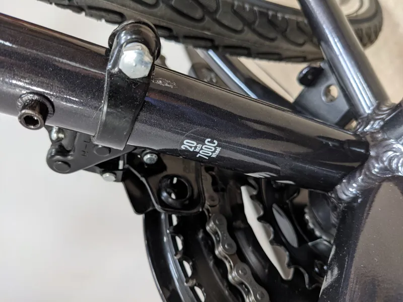 EX-Display Dawes Discovery 20 inchTrail Hybrid Bike 2022 in Dark Grey-5