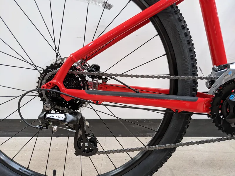 EX-Display Trek Marlin 6 Small Mountain Bike 2021 in Radioactive Red-4