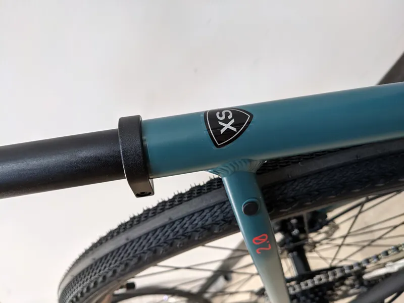 EX-Display Specialized Sirrus X 2.0 X-Small Womens Hybrid Bike 2022 in Blue-4