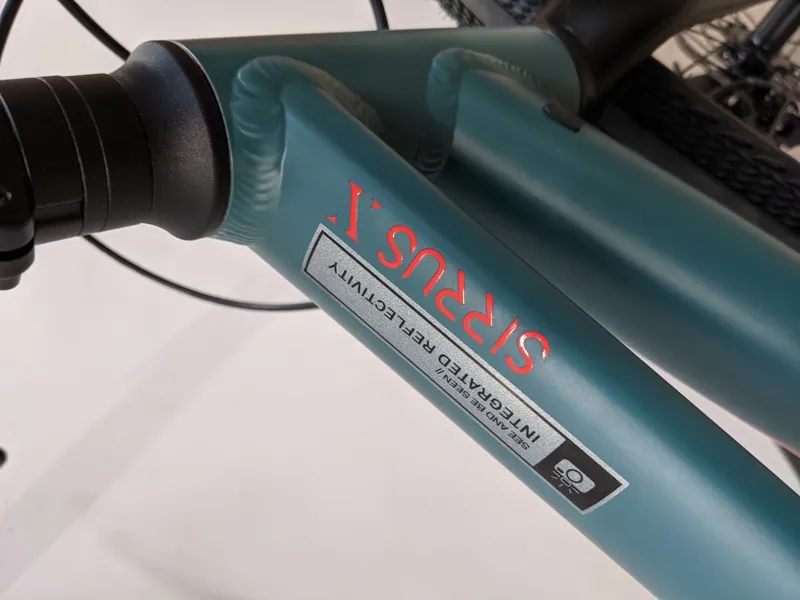 EX-Display Specialized Sirrus X 2.0 X-Small Womens Hybrid Bike 2022 in Blue-2