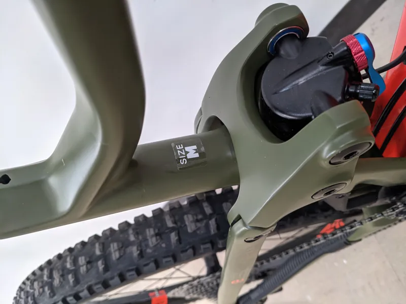 EX DISPLAY Lapierre eZESTY AM 9.2 Electric Full Suspension MTB Medium NO KEYS 2022 in Moose Green-4