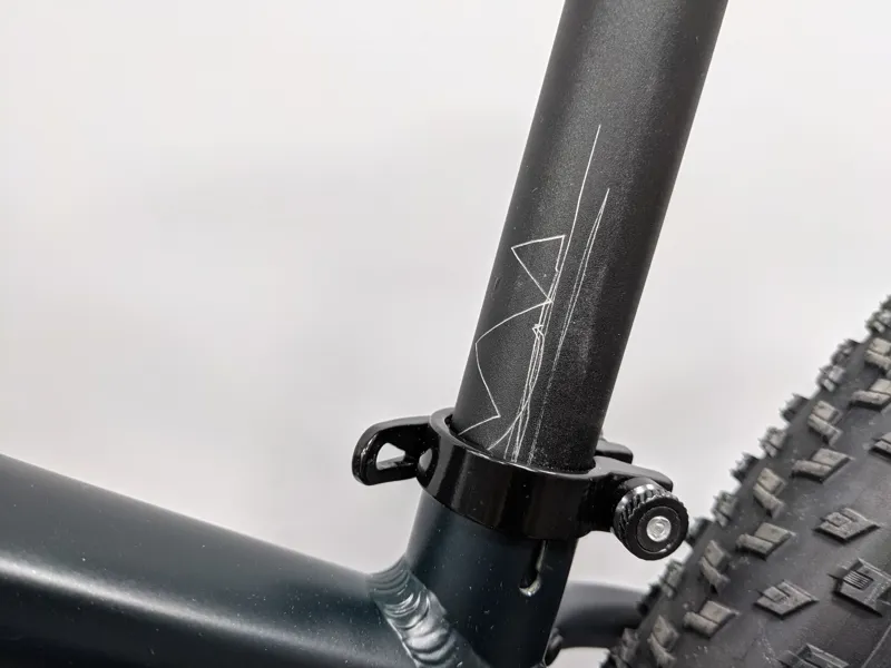 EX-DISPLAY Specialized Rockhopper Sport 29 Hardtail Mountain Bike Small 2022 in Forest Green-4