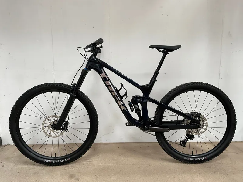 EX-DEMO Trek Slash 9.7 Slx/Xt 29 Full Suspension Mountain Bike MediumLarge 2023 in Blue-3
