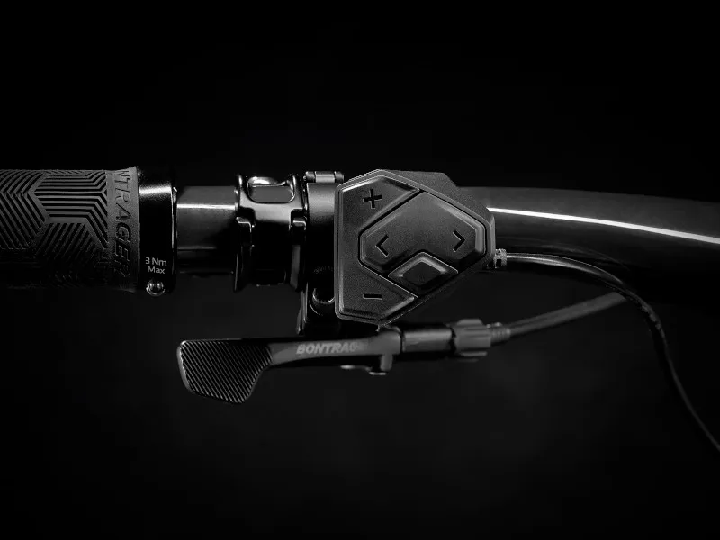 Trek Rail 9.8 Electric Full Suspension Mountain Bike 2021 in Orange-4