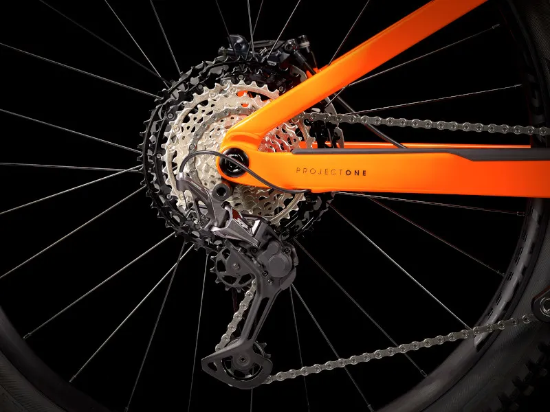 Trek Rail 9.8 XT Full Suspension Electric MTB 2021 in Charcoal and Orange-8