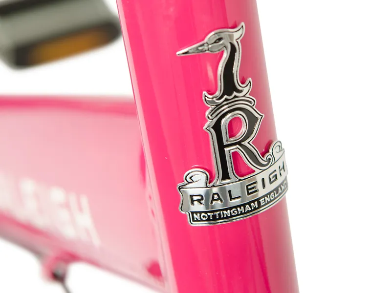 Raleigh Hoppa Womens Hybrid Bike 2023 in Rasberry Pink-2