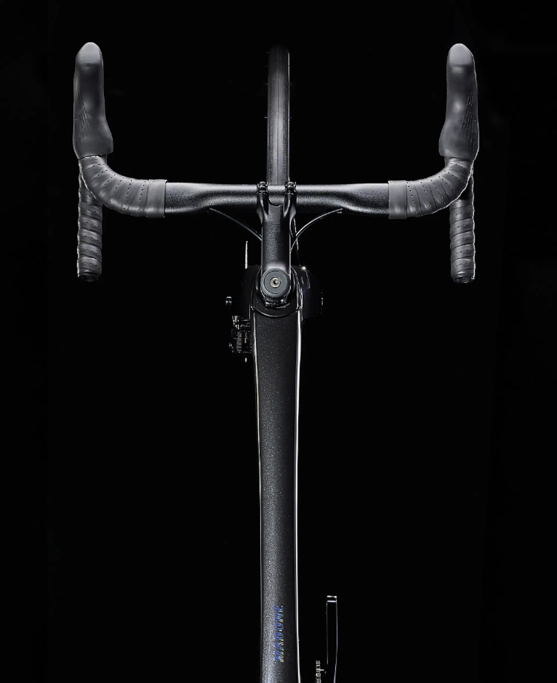 2023 追い付く RT SC CARBON MOTION 12