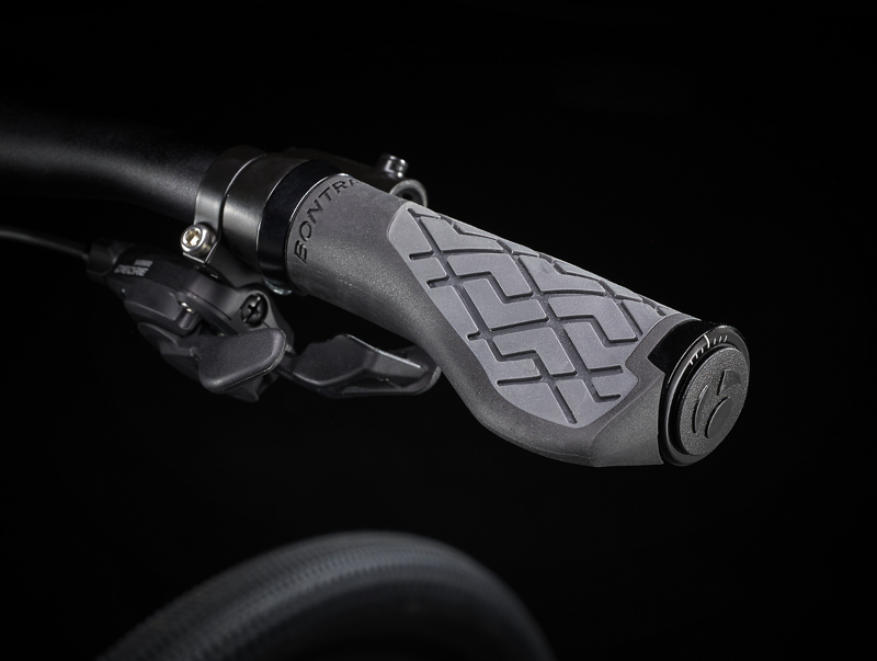 Trek Dual Sport 3 Hybrid Bike 2023 in Black-9