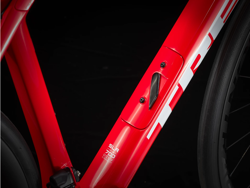 Trek Domane SLR 7 Carbon Road Bike 2022 in Red-3