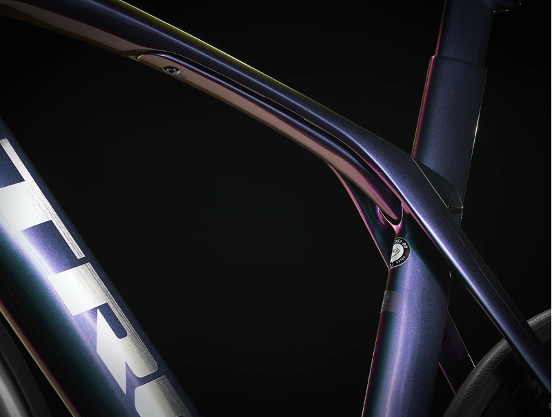 Trek Madone SLR 9 Carbon Road Bike 2023 in Amethyst-2