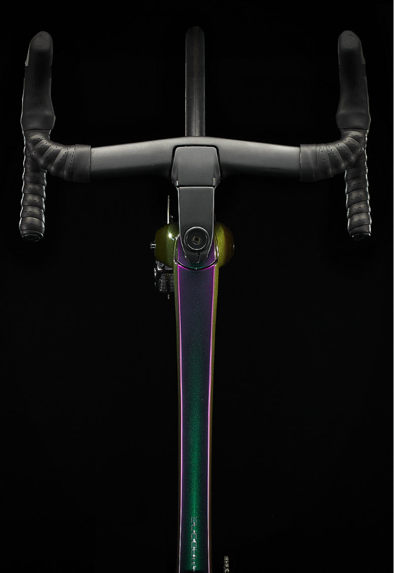 Trek Madone SLR 9 Carbon Road Bike 2023 in Amethyst-7