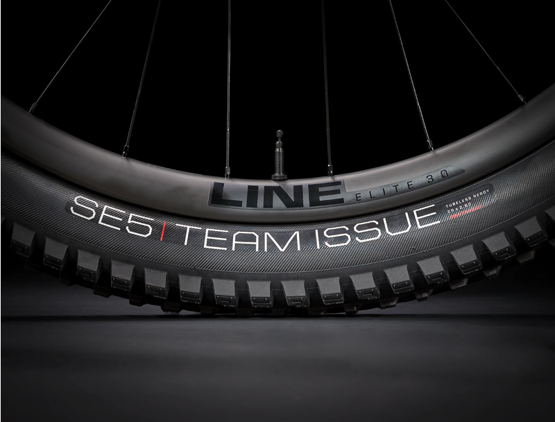 Trek Slash 9.8 GX Full Suspension Mountain Bike 2021 in Grey-8